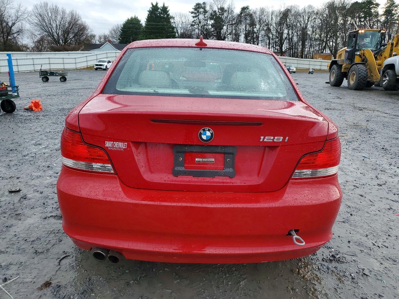 2011 BMW 128 I - Image 6