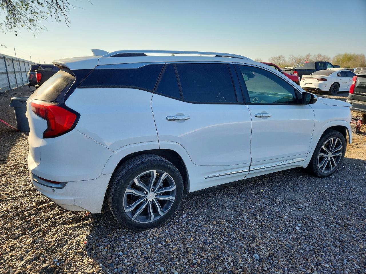 2018 GMC Terrain Denali - Image 3