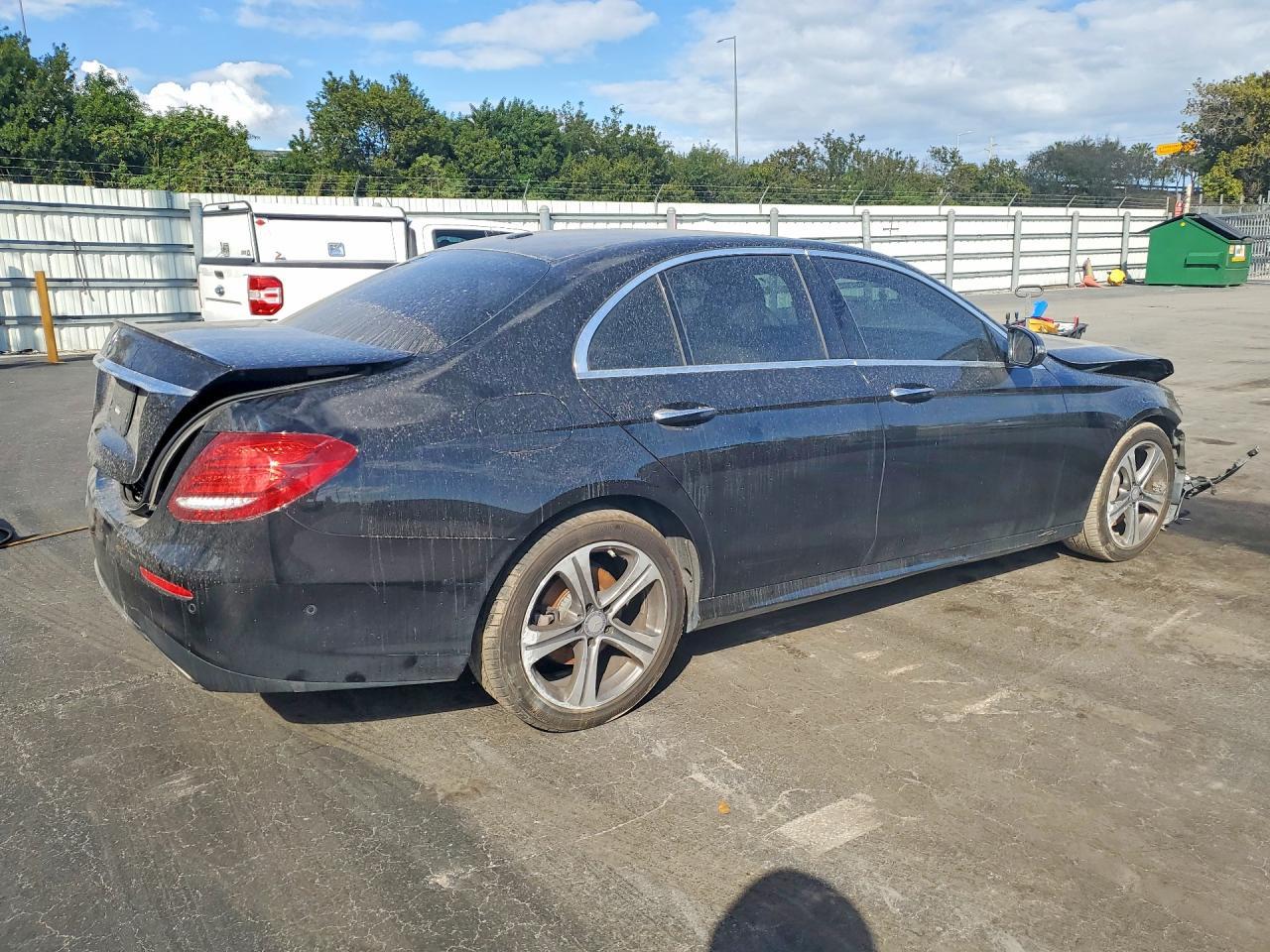 2017 Mercedes-Benz E 300 - Image 3