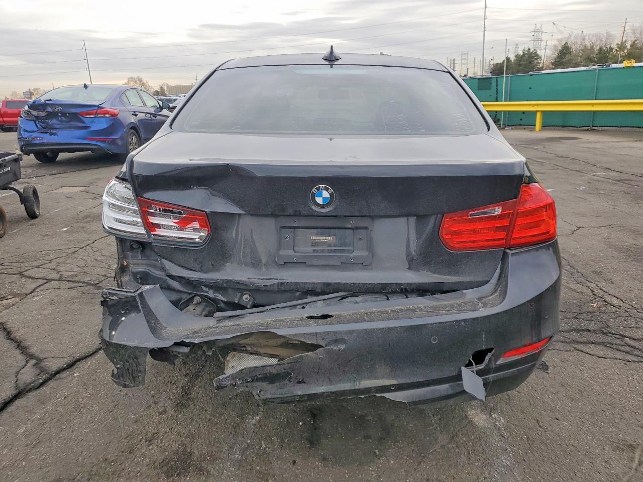 2014 BMW 320 I - Фото 6