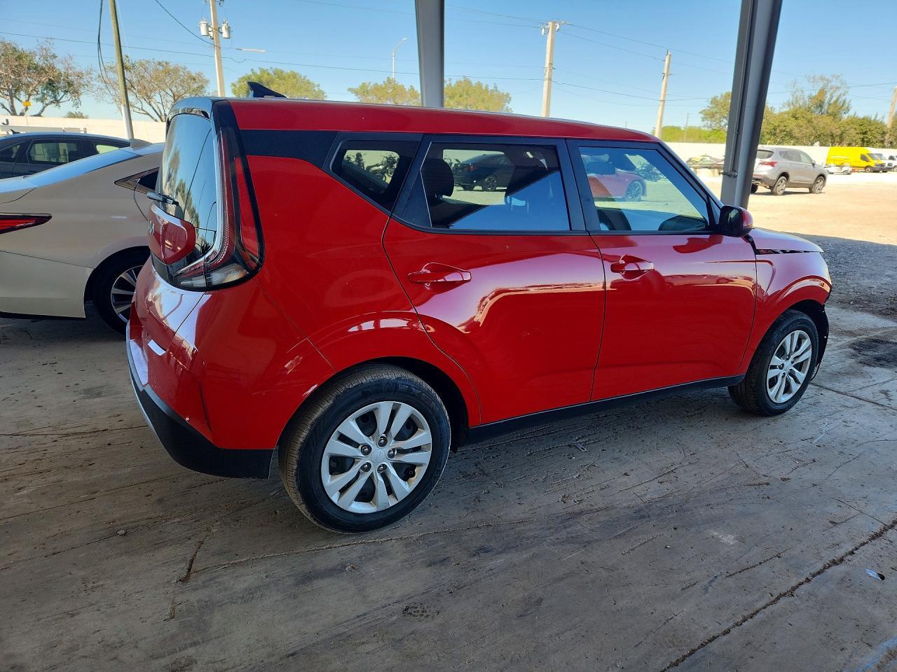 2024 Kia Soul Lx - Image 3