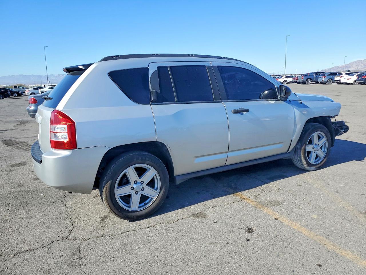 2007 Jeep Compass - Фото 3