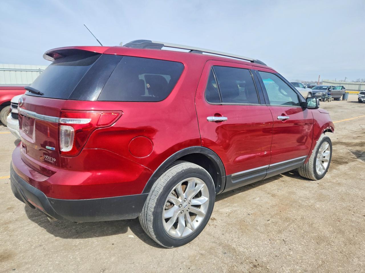 2014 Ford Explorer Xlt - Фото 3