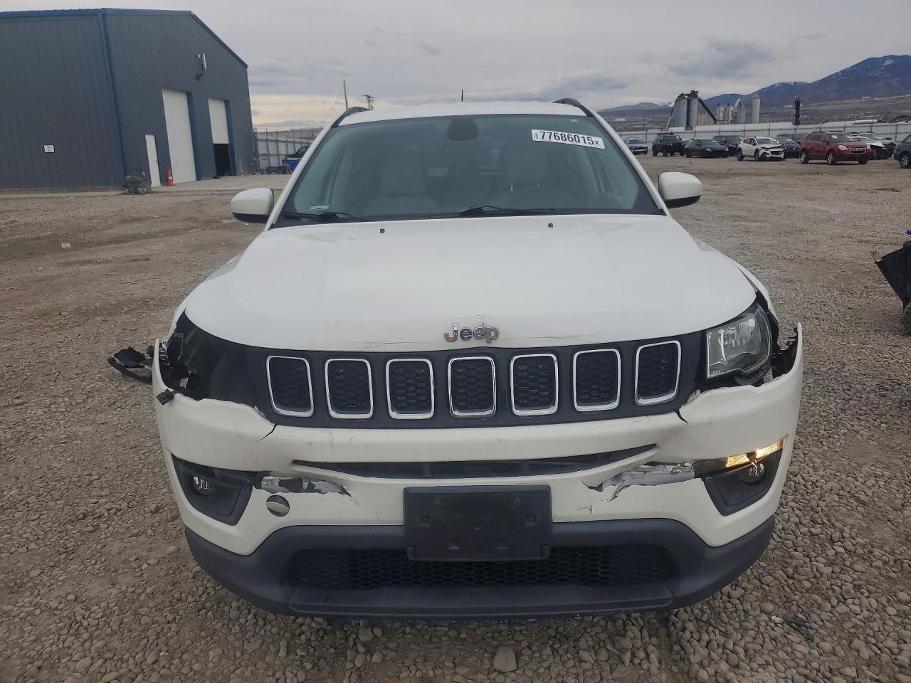 2017 Jeep Compass Latitude - Фото 5