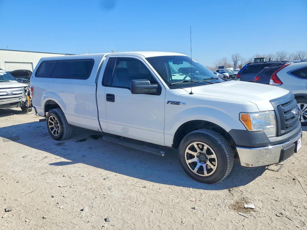 2010 Ford F150 - Image 4