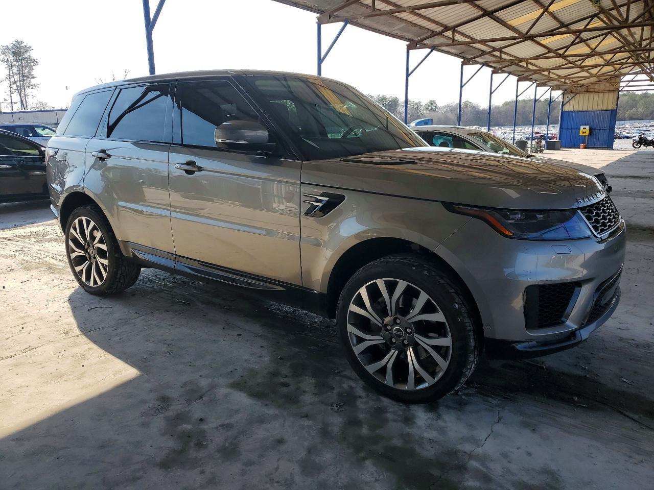 2018 Land Rover Range Rover Sport Hse - Image 4