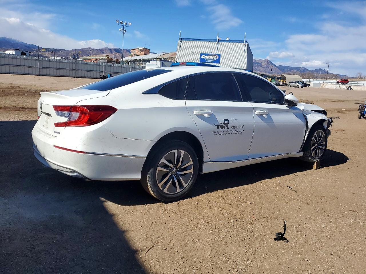 2018 Honda Accord Hybrid Exl - Image 3
