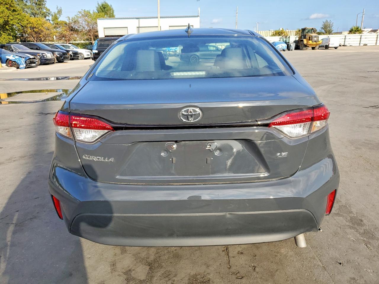 2025 Toyota Corolla Le - Фото 6