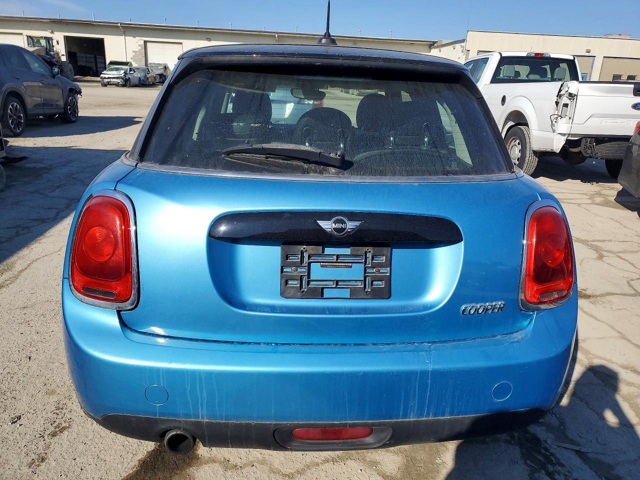 2016 Mini Cooper - Image 6
