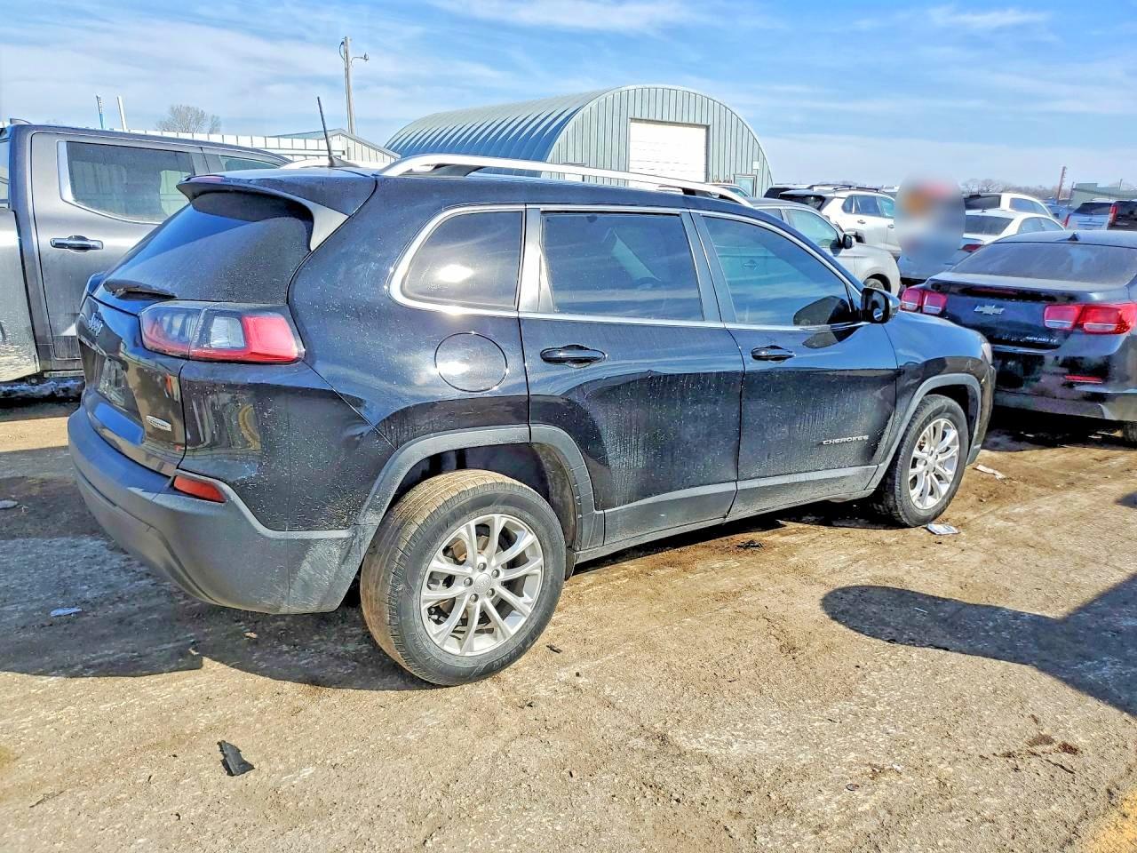 2019 Jeep Cherokee Latitude - Фото 3