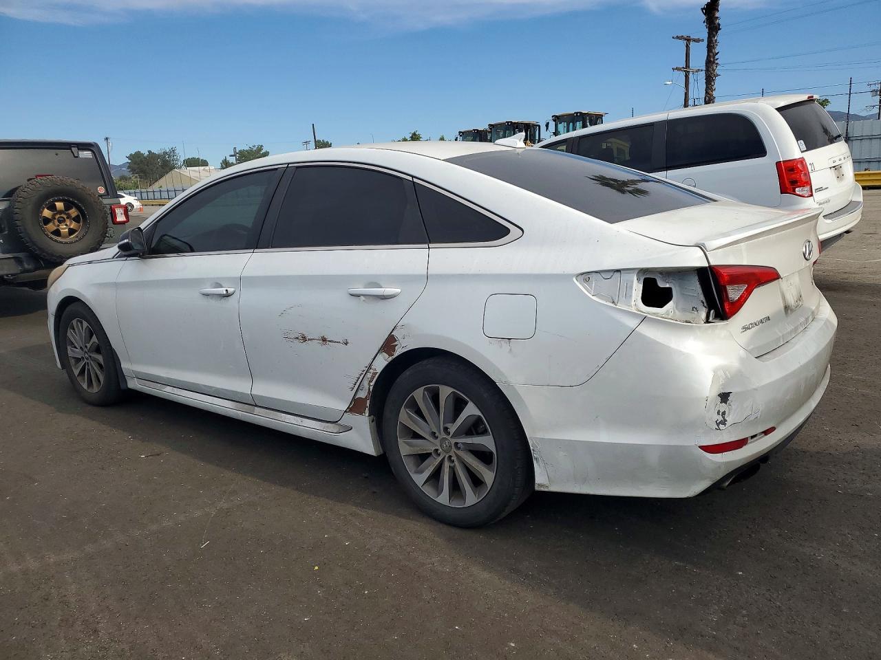 2017 Hyundai Sonata Sport - Фото 2