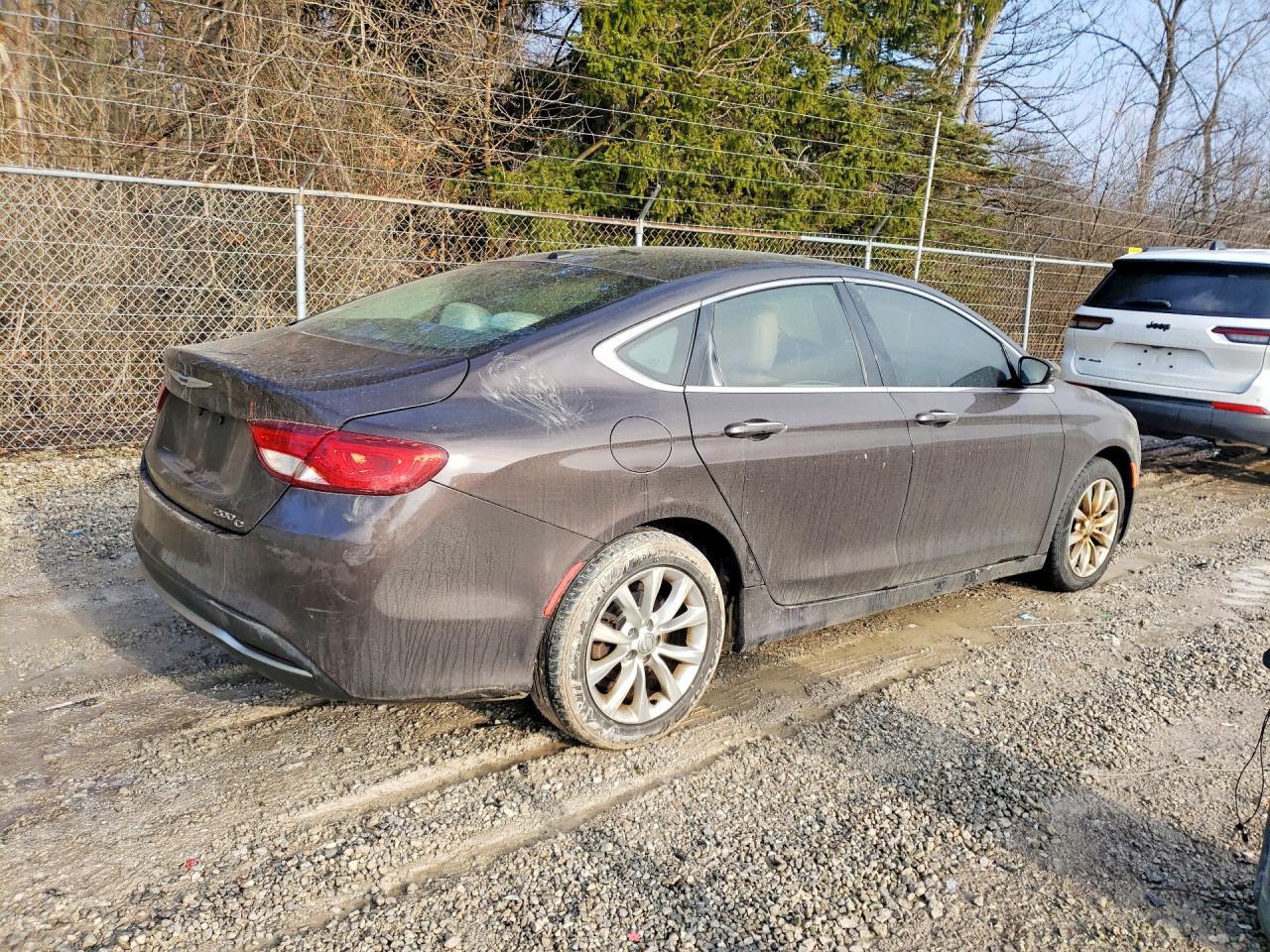 2015 Chrysler 200 C - Фото 3