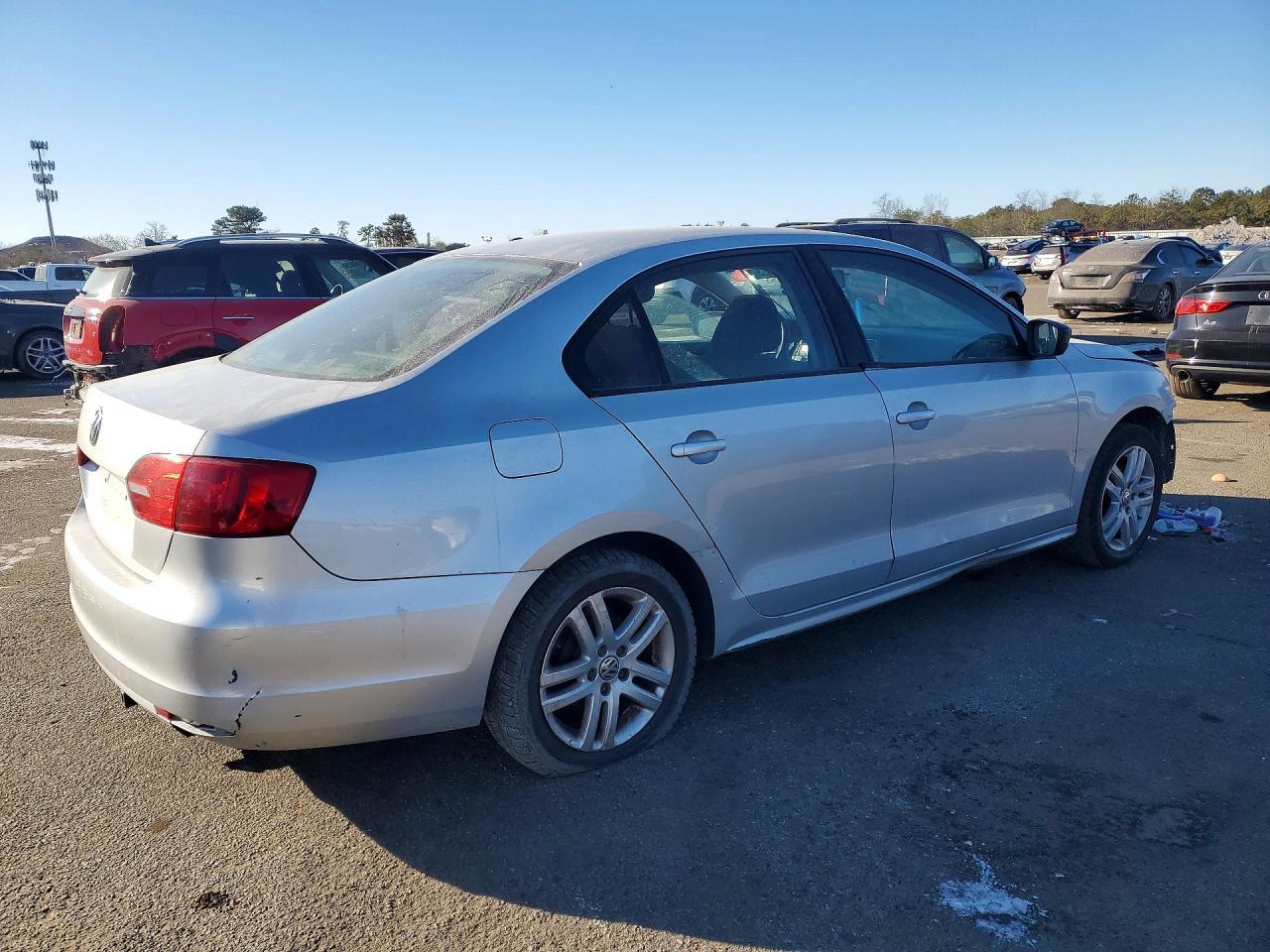 2011 Volkswagen Jetta Base - Фото 3
