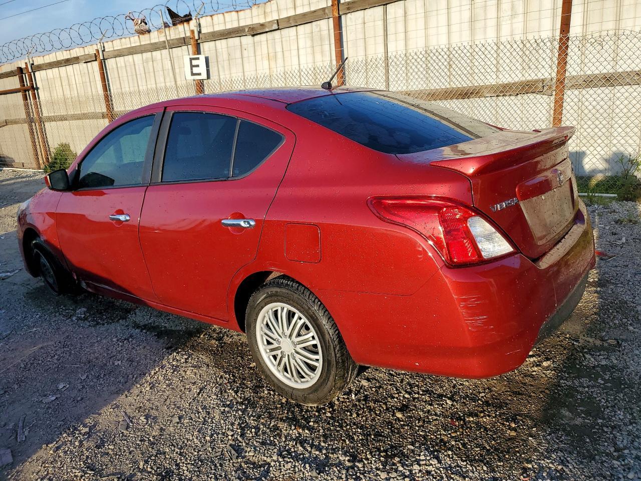2017 Nissan Versa 1.6 Sv - Фото 2