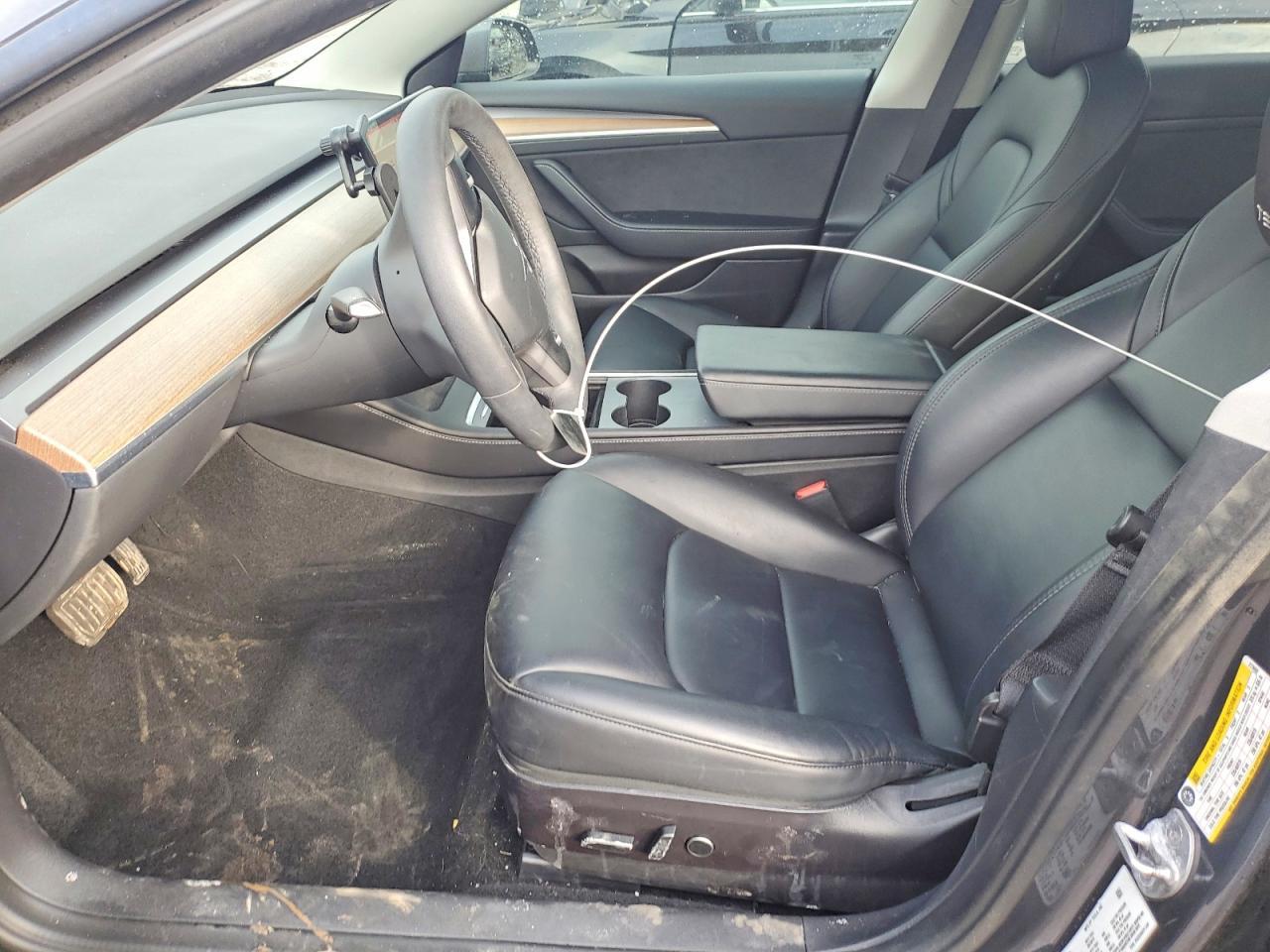 2022 Tesla Model 3 - Фото 7