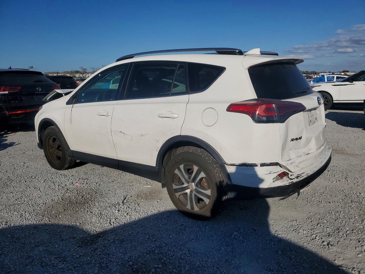 2018 Toyota Rav4 Le - Image 2