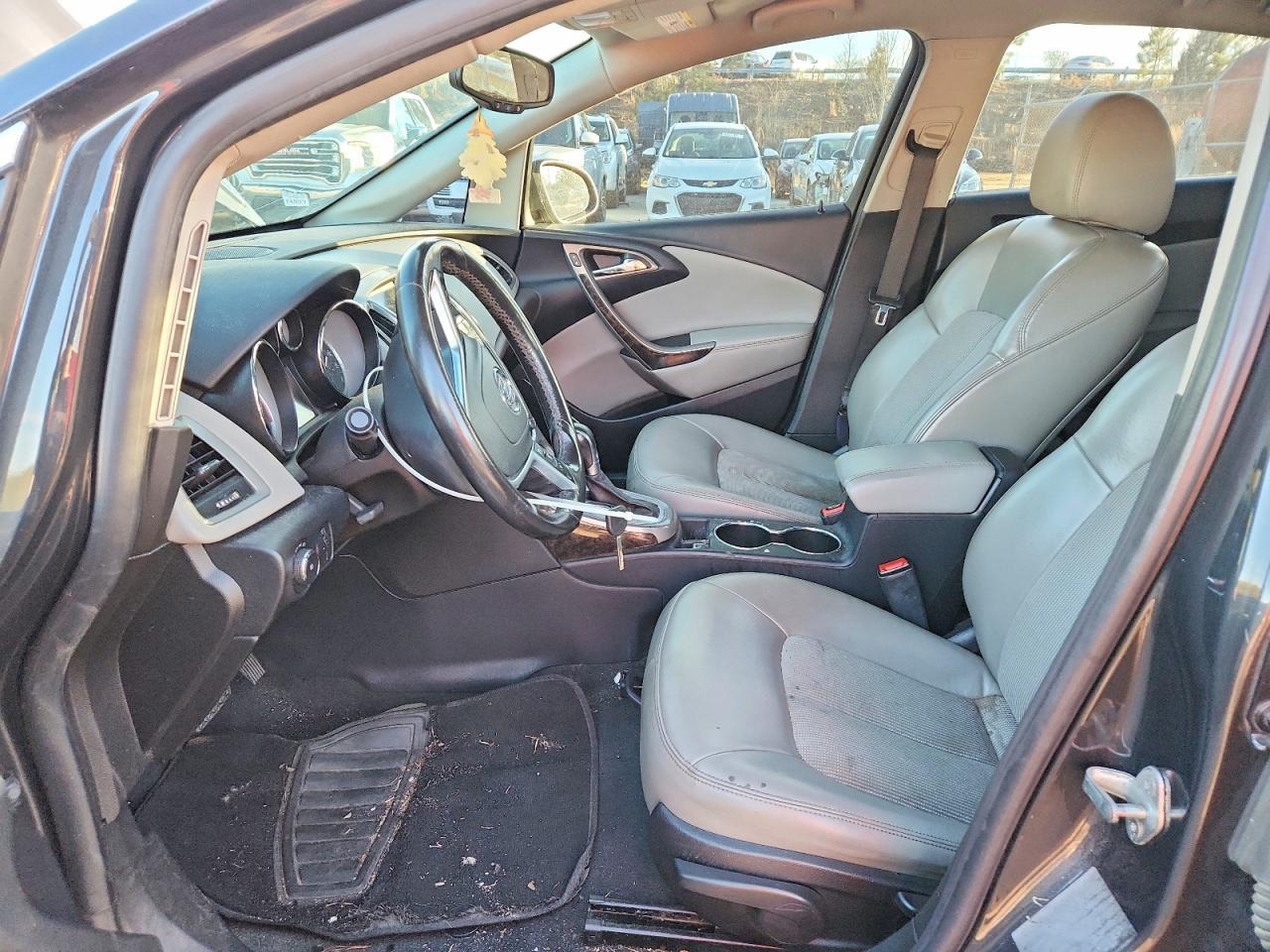 2014 Buick Verano - Image 7