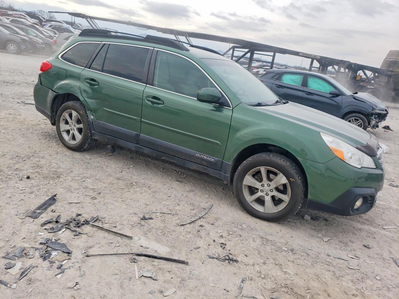 2014 Subaru Outback 2.5I Premium - Image 4