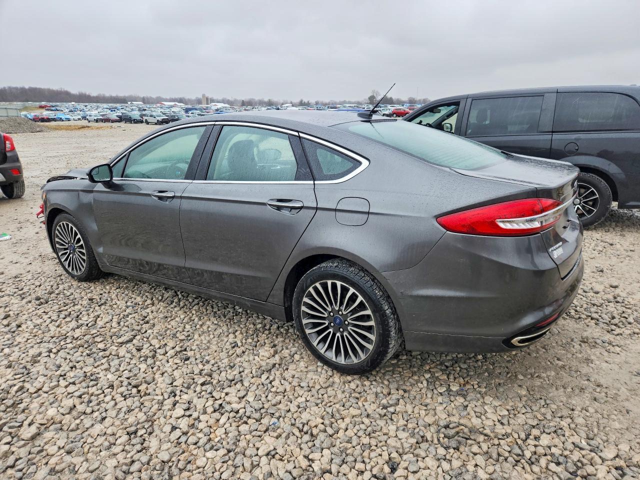 2017 Ford Fusion Se - Фото 2