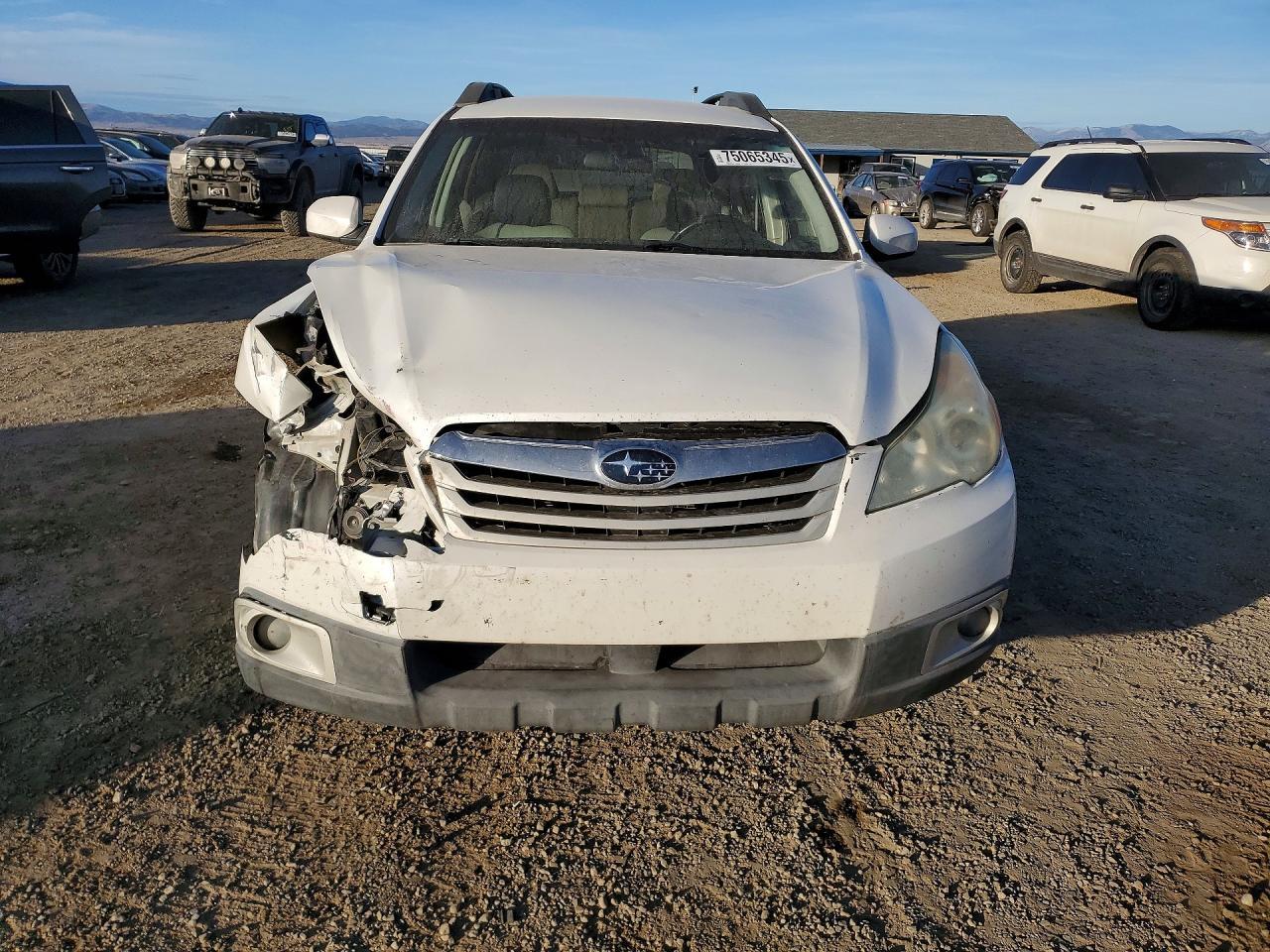 2011 Subaru Outback 2.5I Premium - Image 5