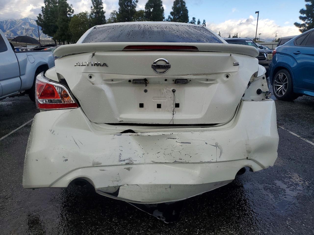 2015 Nissan Altima - Фото 6