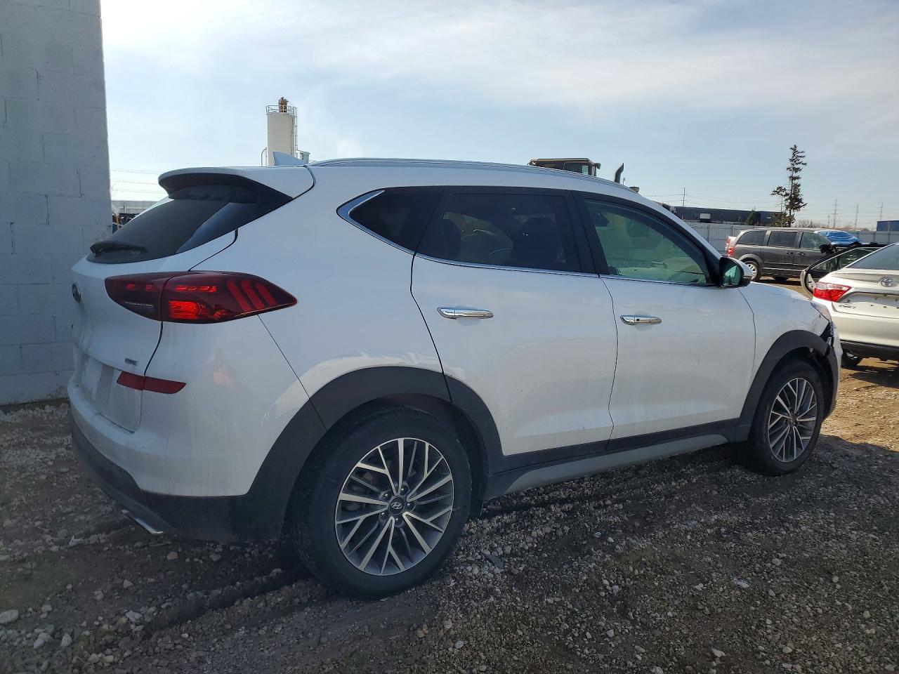 2021 Hyundai Tucson Limited - Image 3