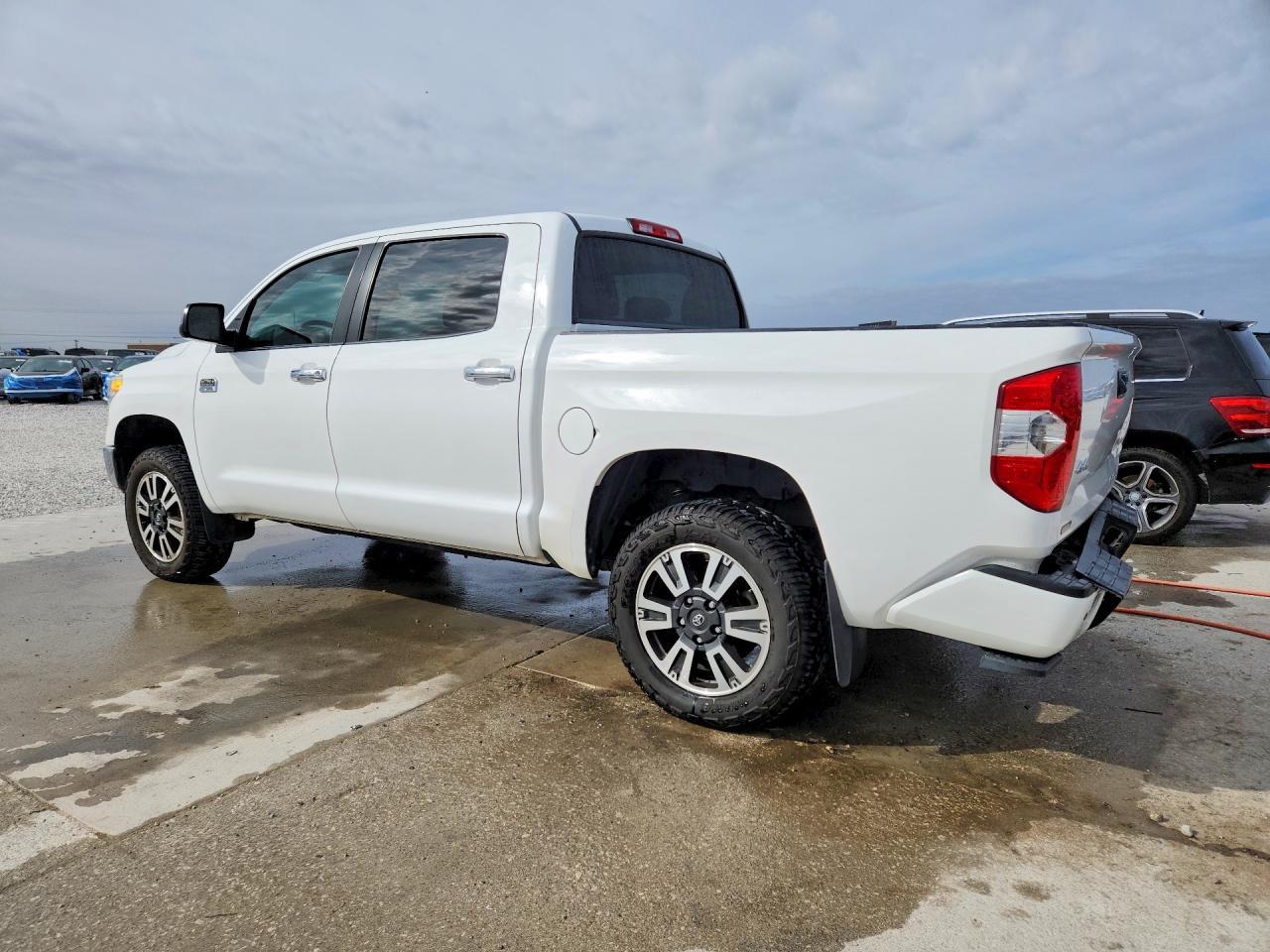 2014 Toyota Tundra 1794 Edition - Фото 2