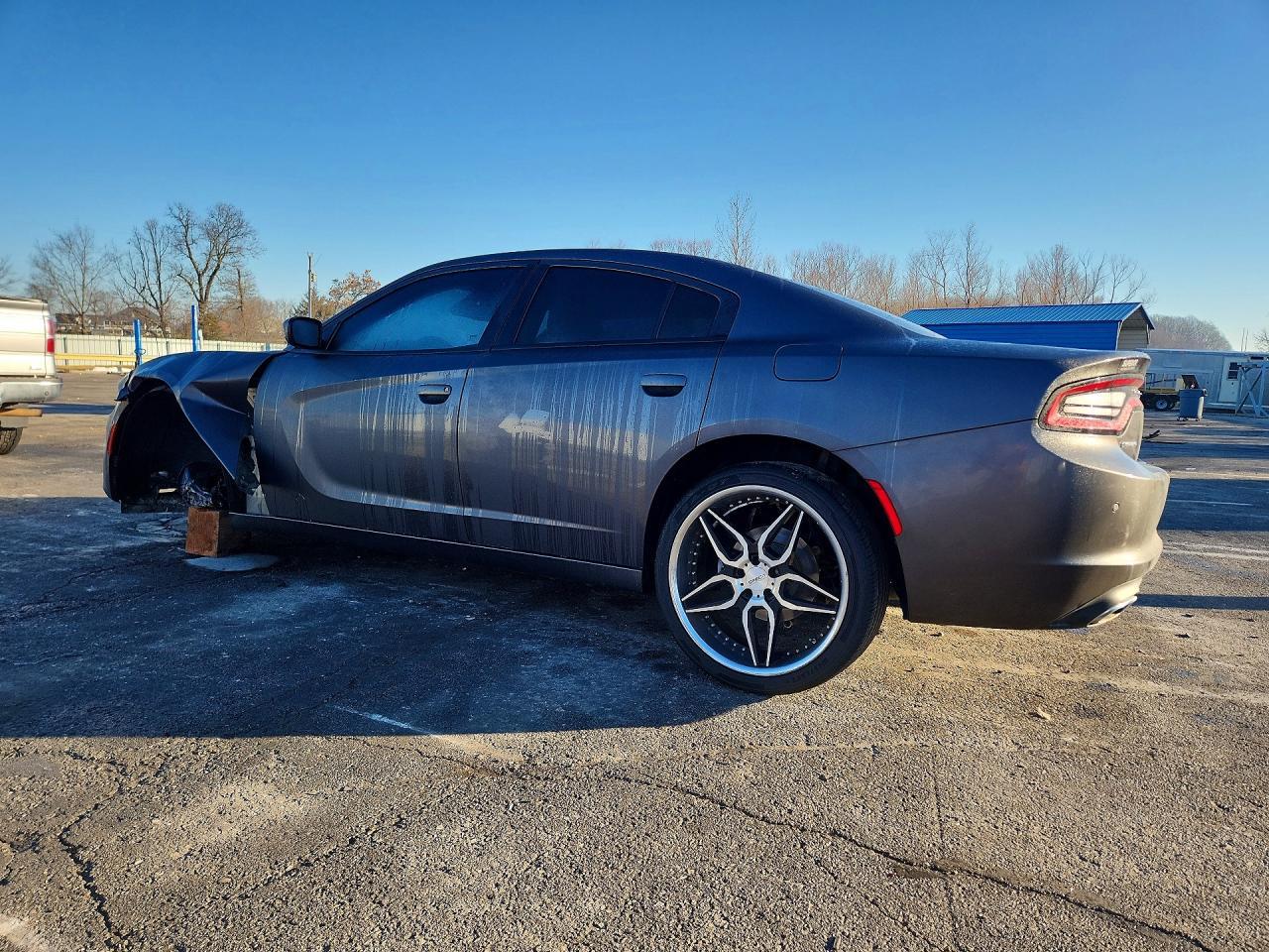 2015 Dodge Charger Se - Фото 2