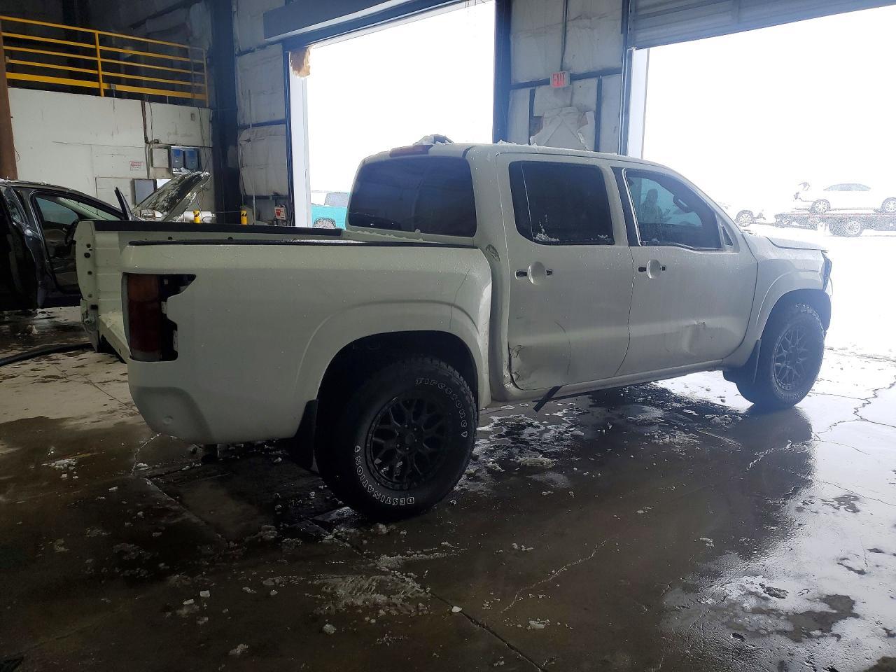 2023 Nissan Frontier S - Фото 3