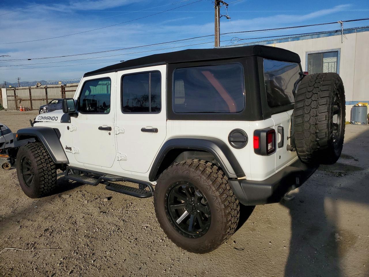 2023 Jeep Wrangler Sport - Фото 2