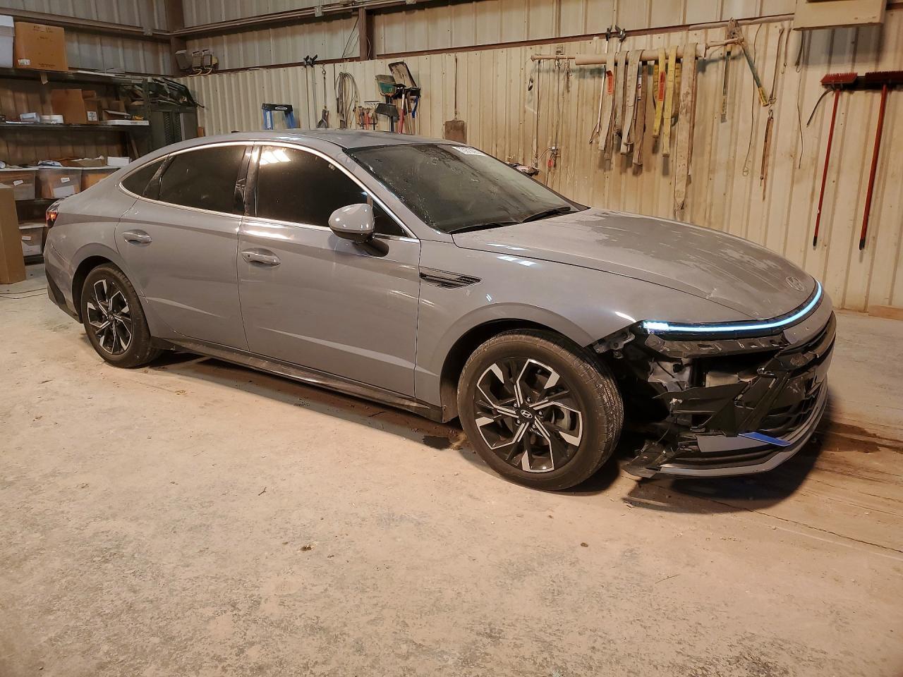 2025 Hyundai Sonata Sel - Image 4