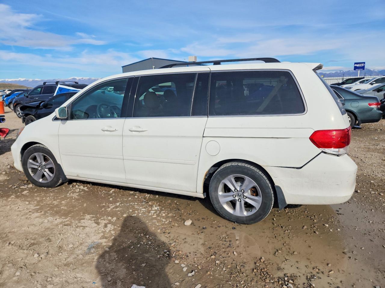 2010 Honda Odyssey Touring - Фото 2