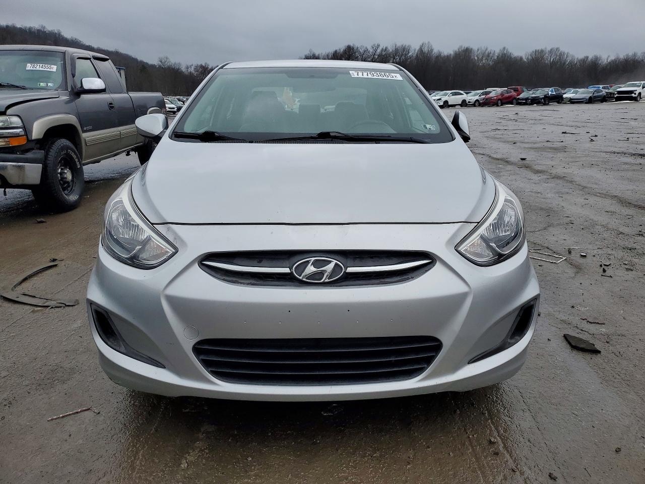 2017 Hyundai Accent Se - Фото 5