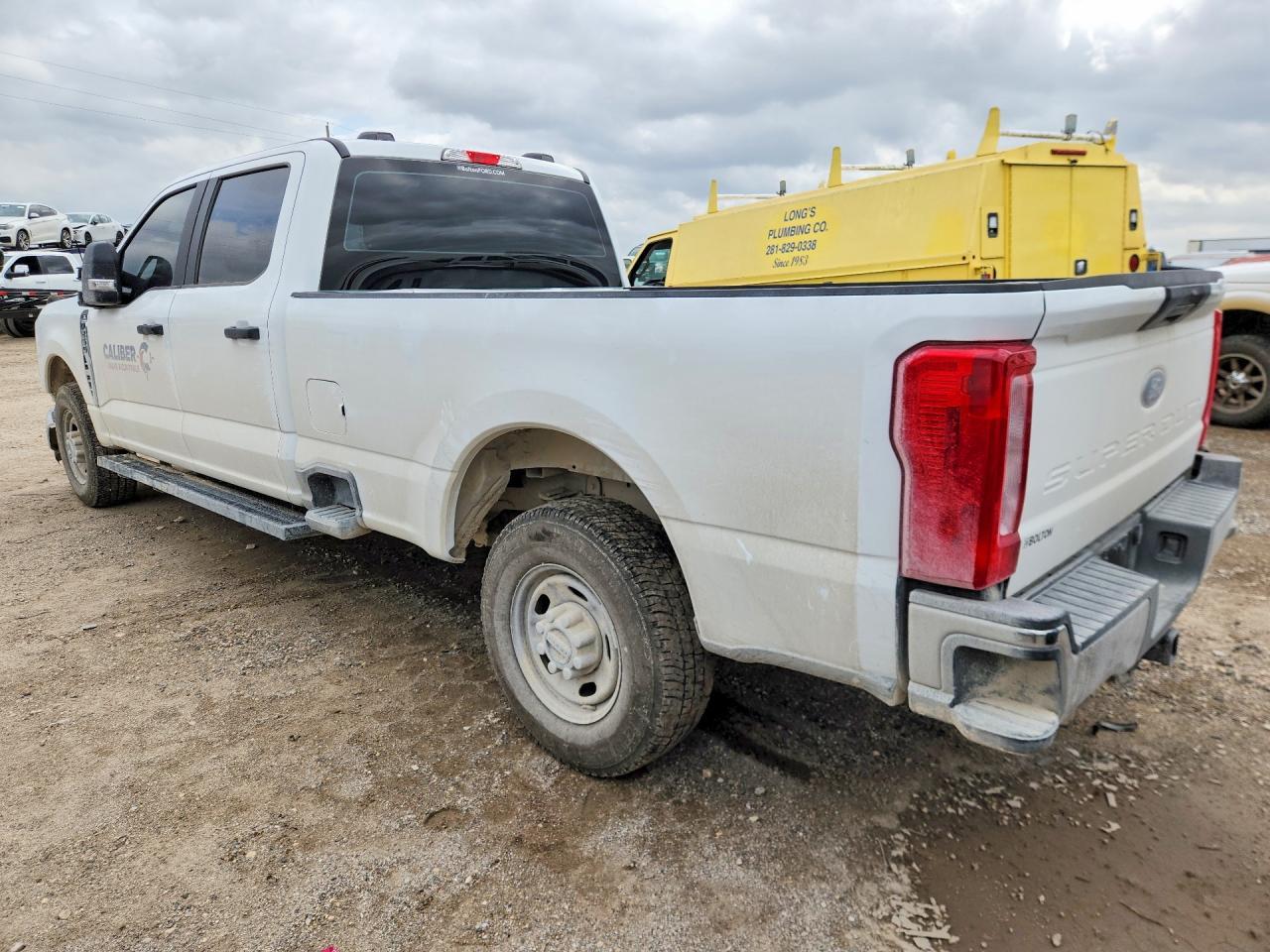 2025 Ford F250 Super Duty - Image 2