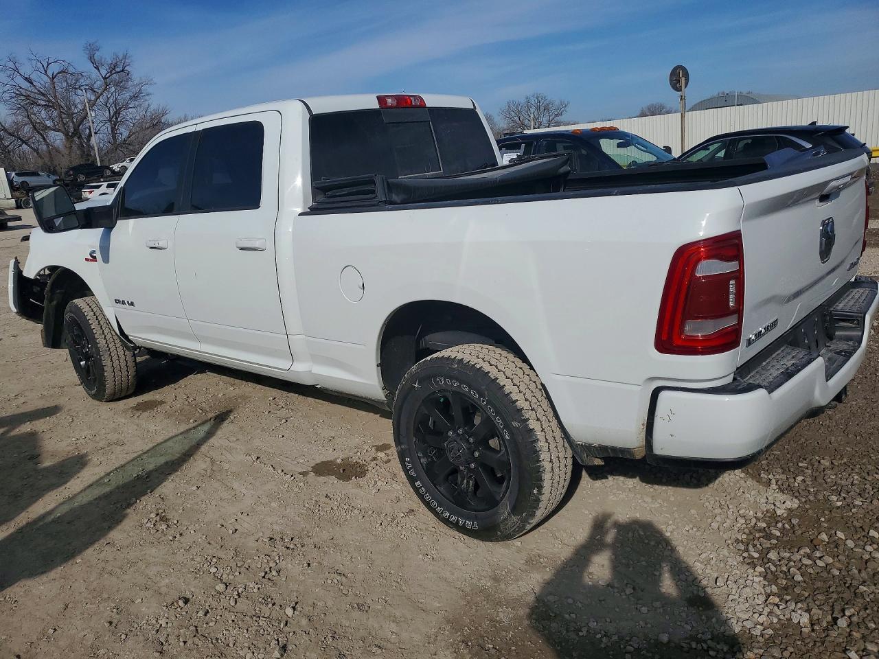 2024 Ram 2500 Laramie - Фото 2