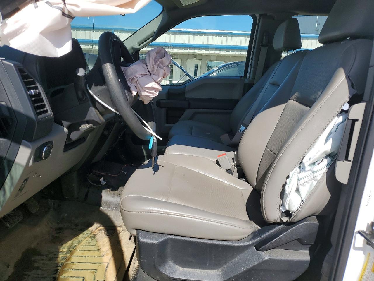 2020 Ford F150 Super Cab - Фото 7