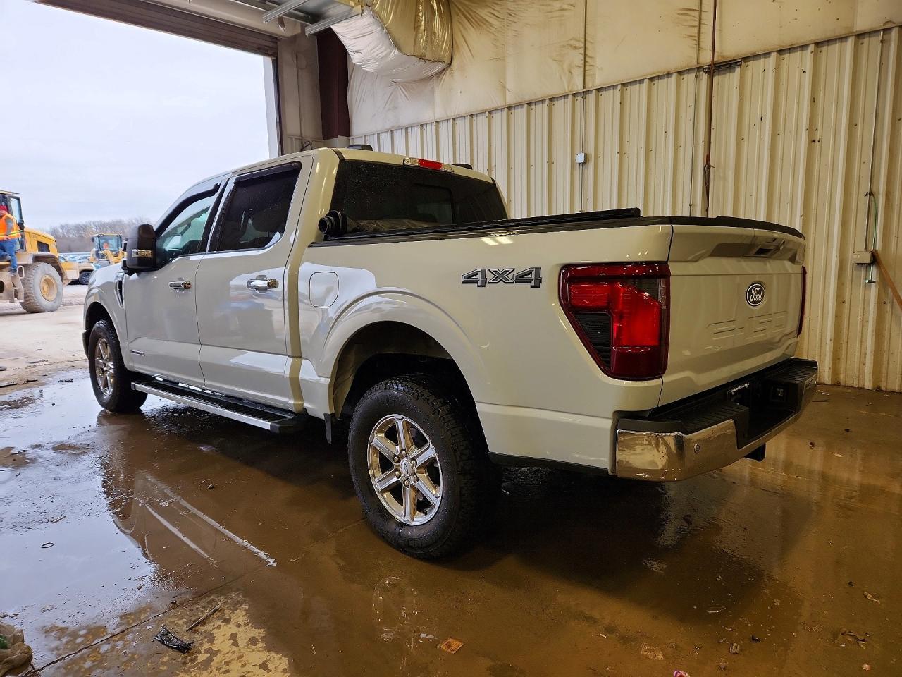 2025 Ford F150 Xlt - Фото 2