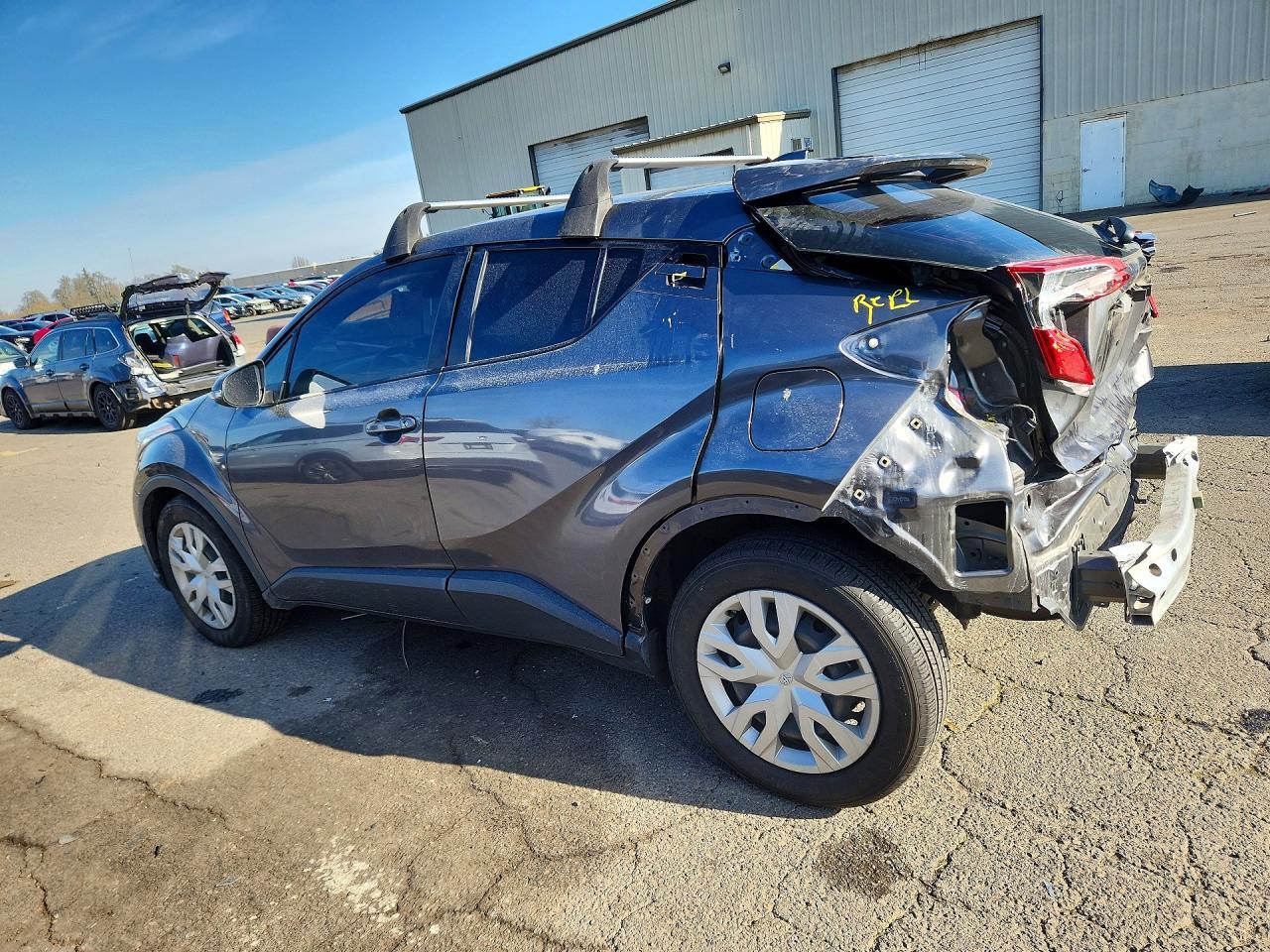 2021 Toyota C-Hr Xle - Image 2