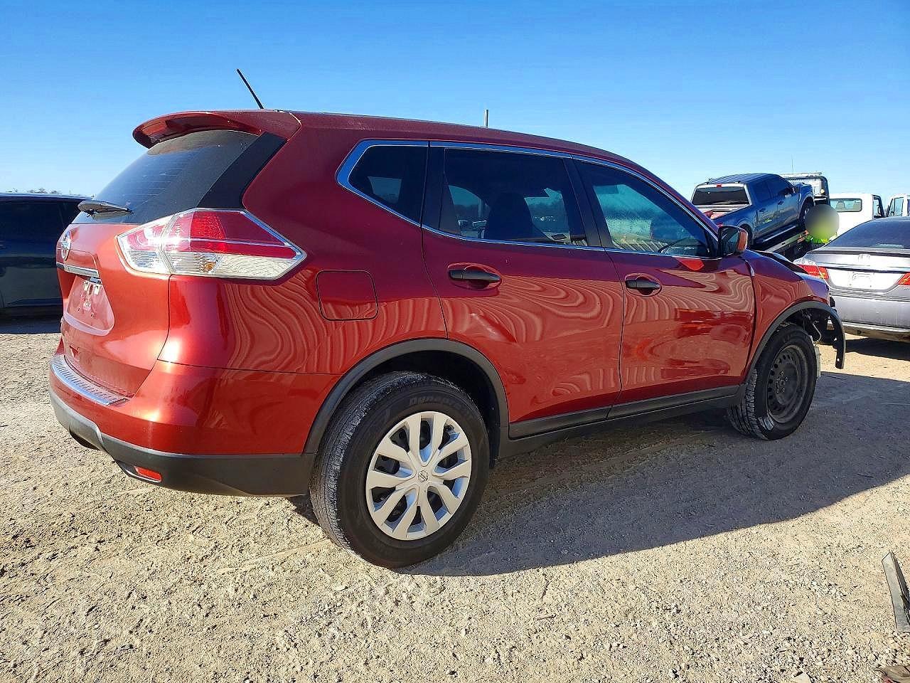 2016 Nissan Rogue S - Image 3