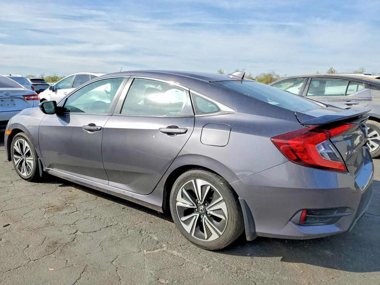 2018 Honda Civic Ex - Image 2