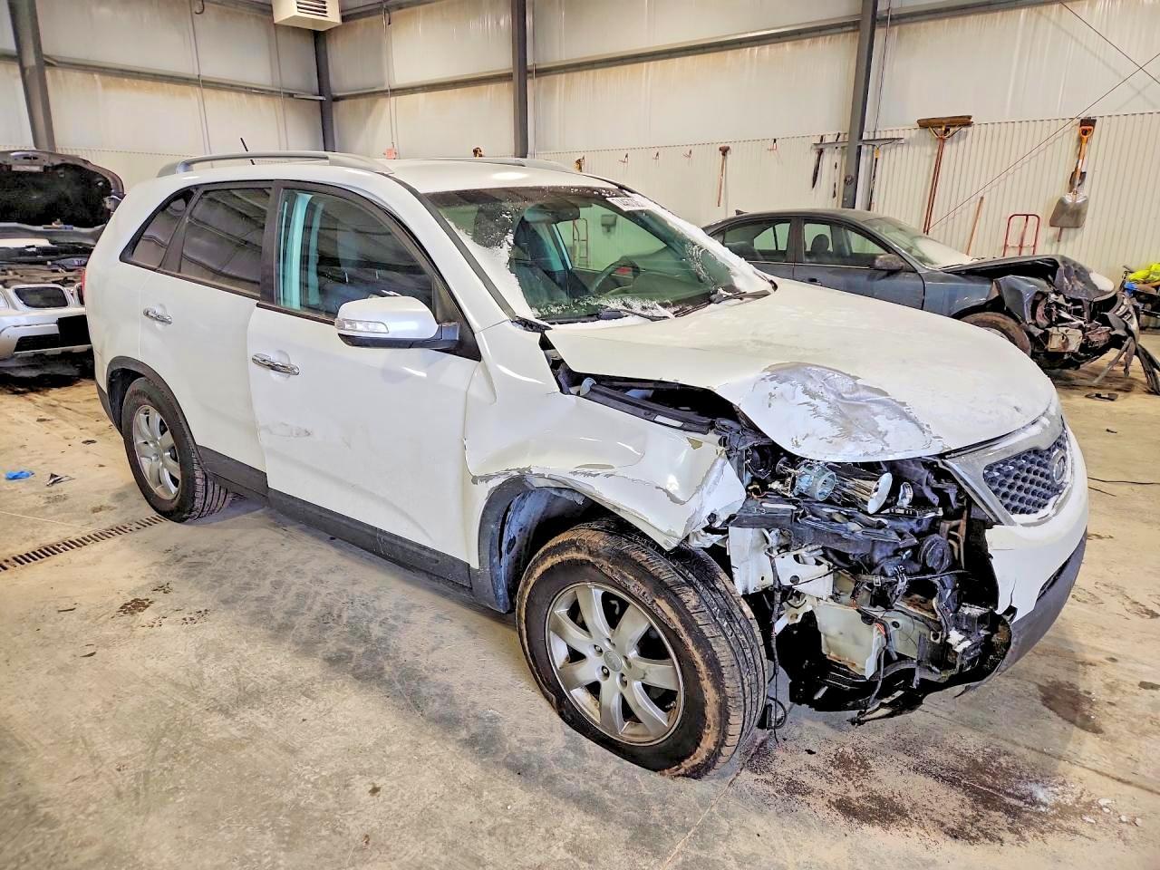 2013 Kia Sorento Lx - Фото 4