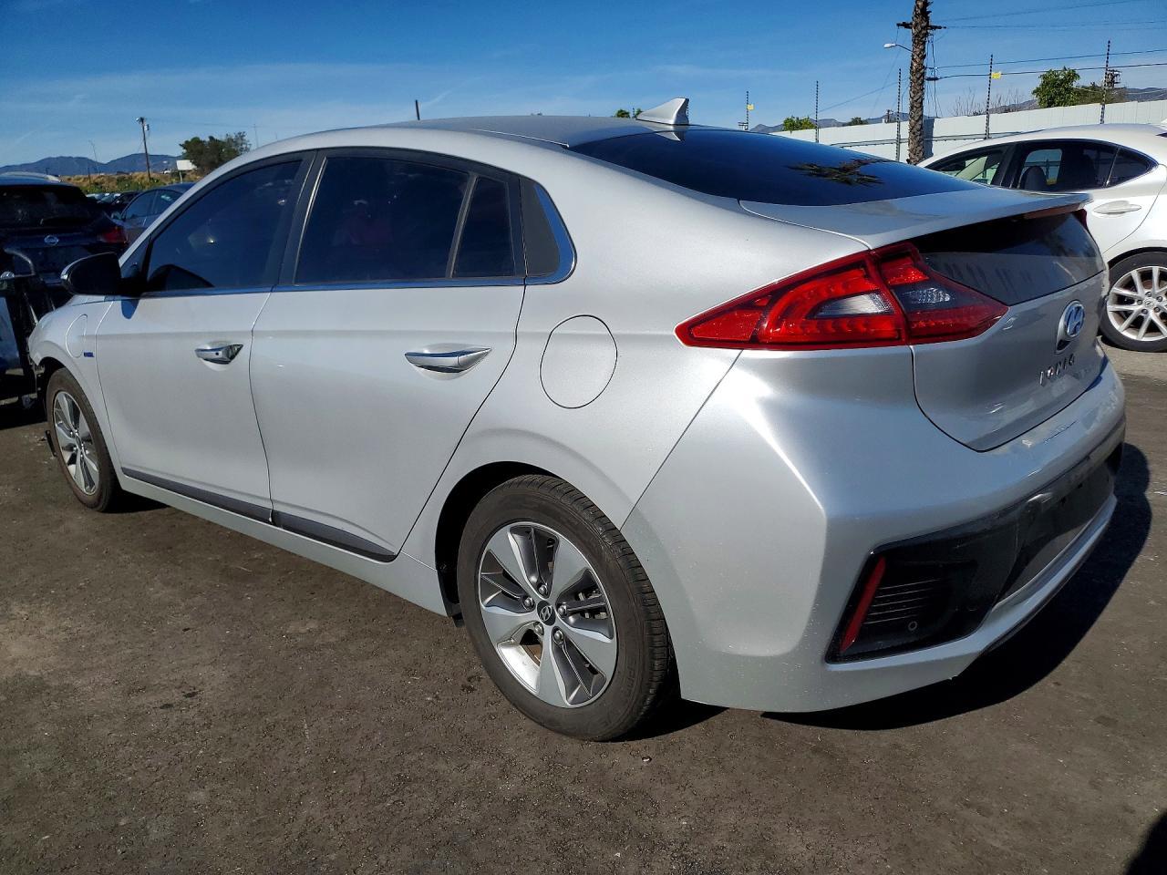 2018 Hyundai Ioniq Limited - Image 2