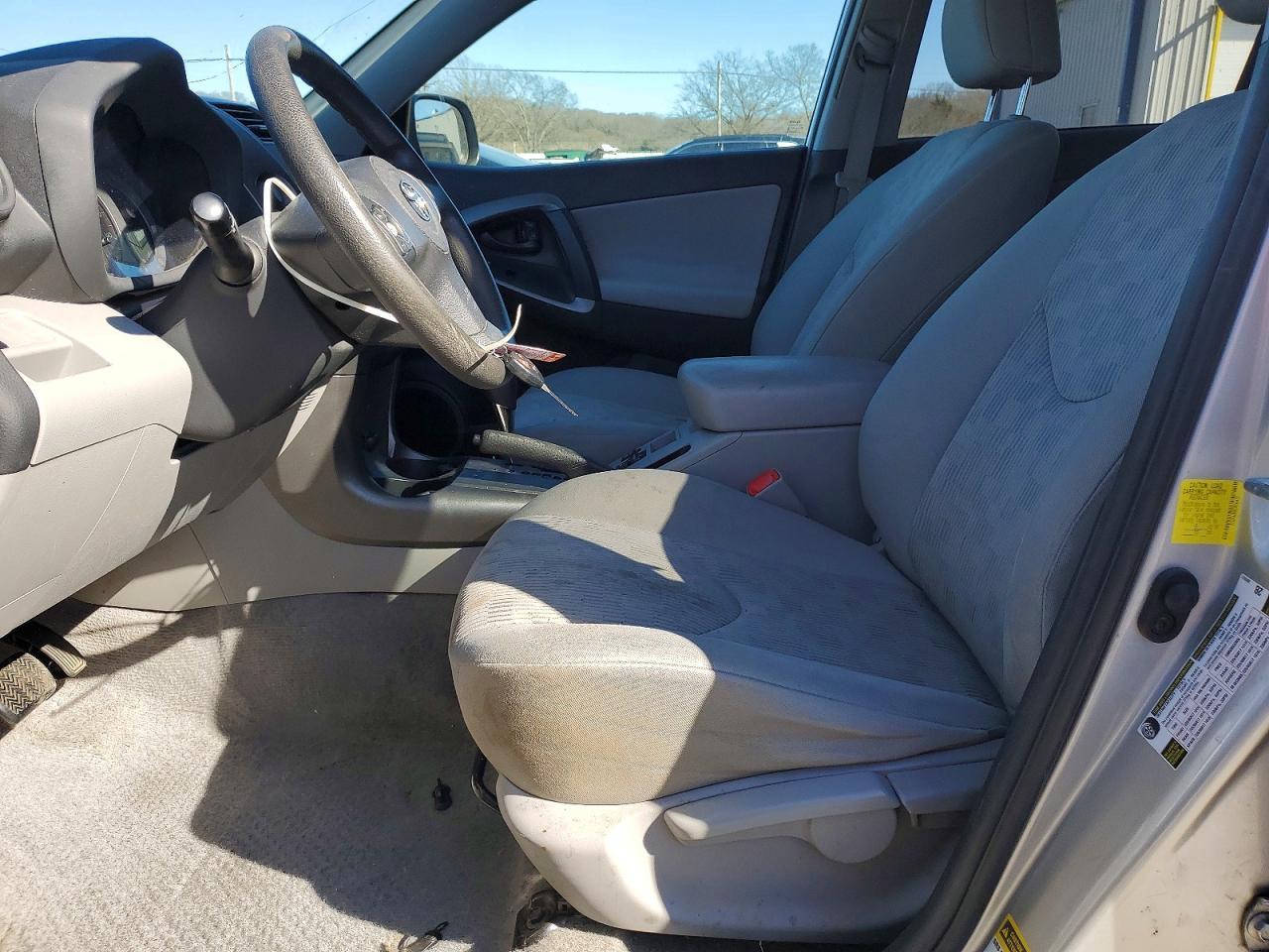 2012 Toyota Rav 4 - Image 7
