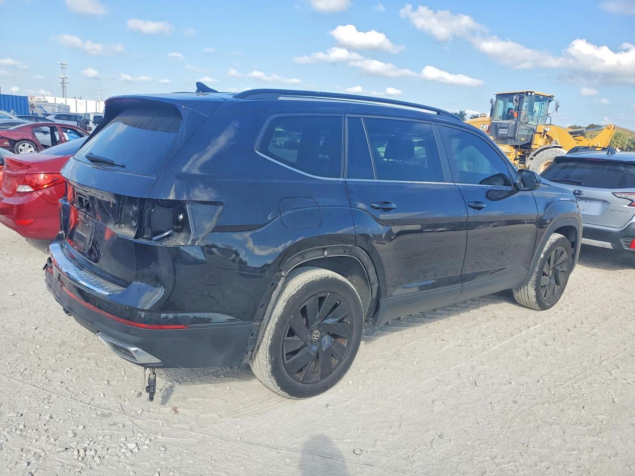 2024 Volkswagen Atlas Se - Фото 3