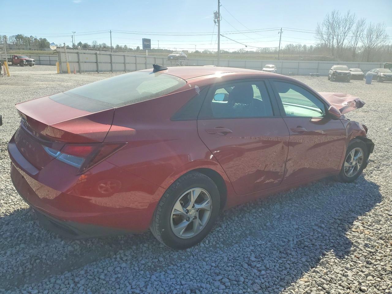 2021 Hyundai Elantra Se - Image 3