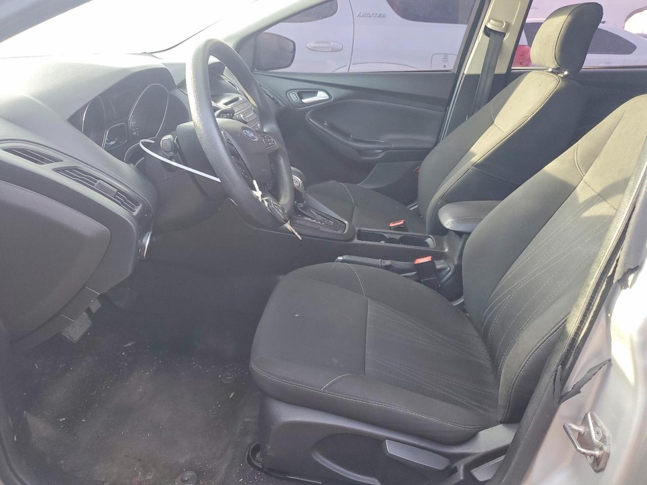 2017 Ford Focus Se - Image 7