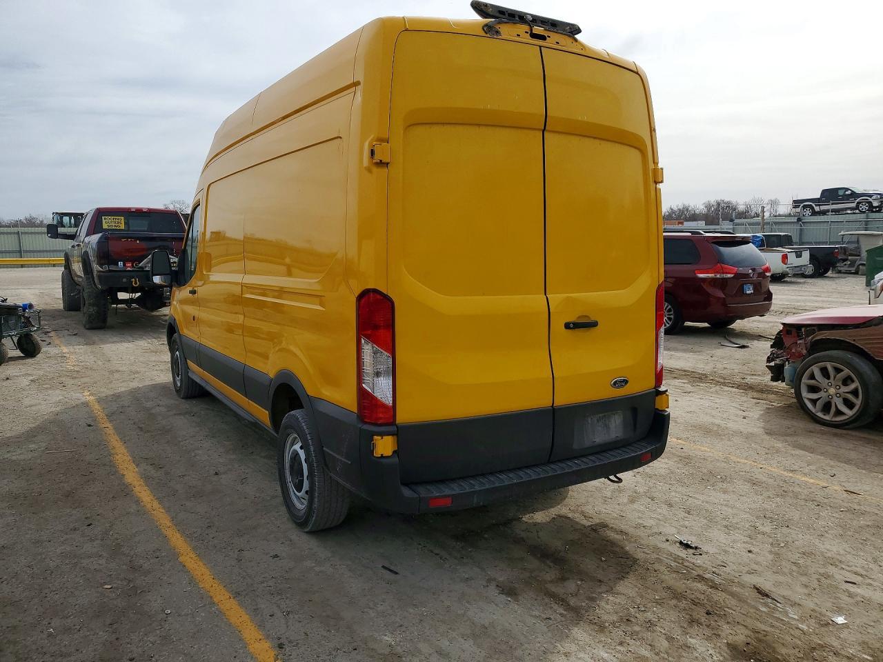 2021 Ford Transit T-250 - Фото 2