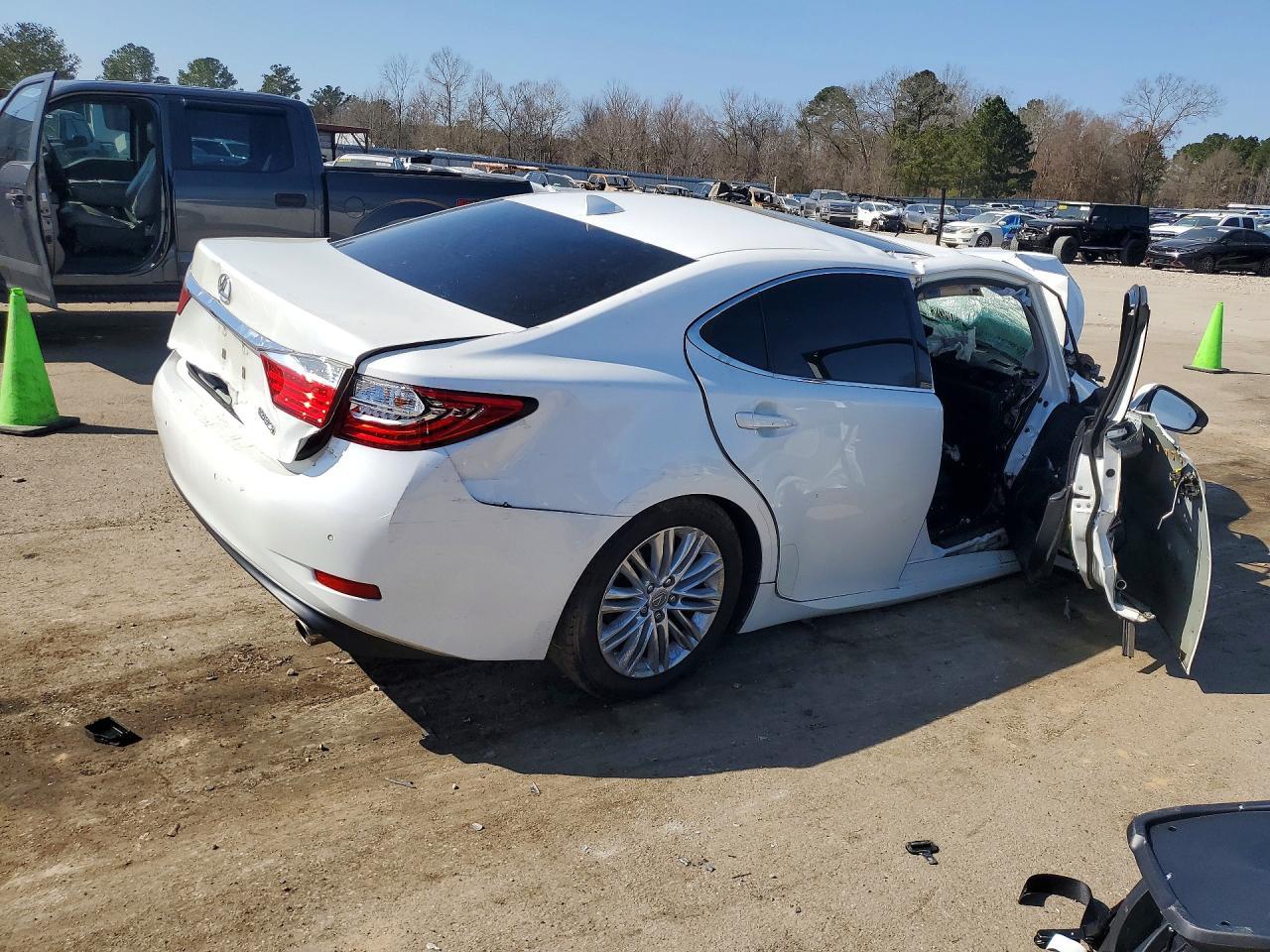 2015 Lexus Es 350 - Фото 3