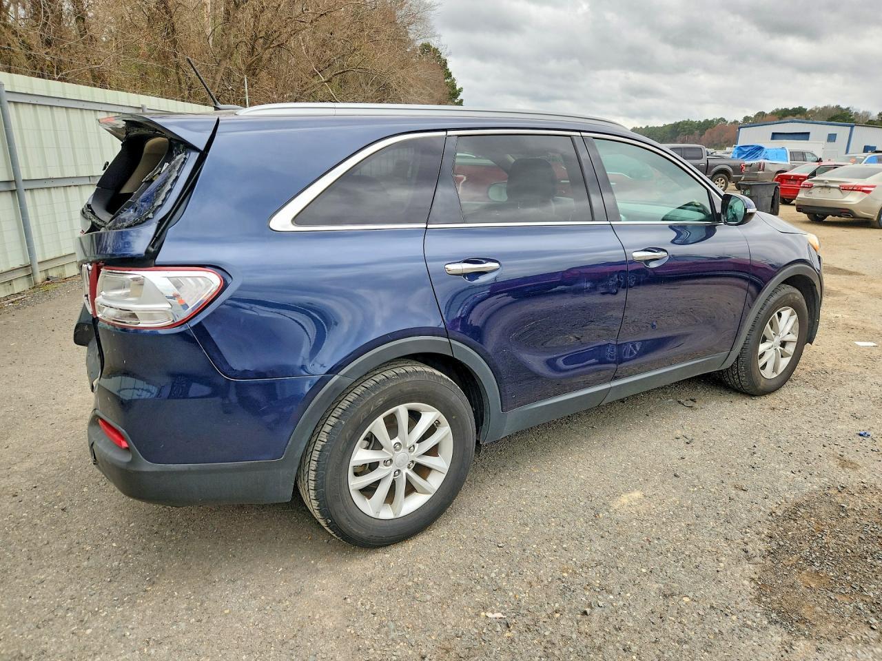 2017 Kia Sorento Lx V6 - Фото 3