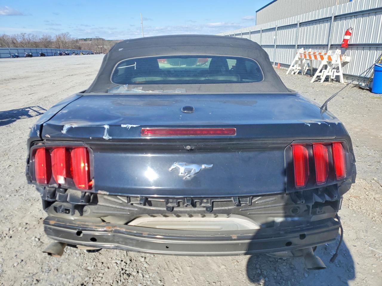 2017 Ford Mustang - Image 6